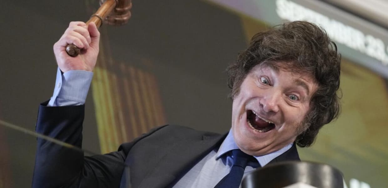 Imagen de portada para Gobierno Nacional veta aumento a jubilados y emergencia en discapacidad